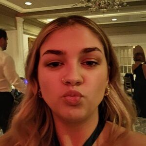 Meet your Posher, Victoria